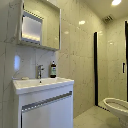 Apartment Kaleici/sehir Merkezi 3+1 Jakuzili Daire *