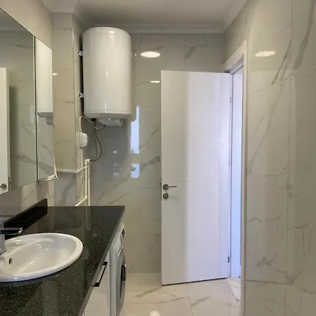 Kaleici/sehir Merkezi 3+1 Jakuzili Daire *